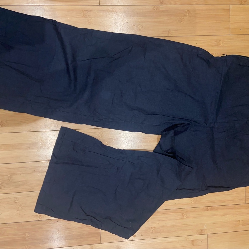 Classic black flat lightweight pants
